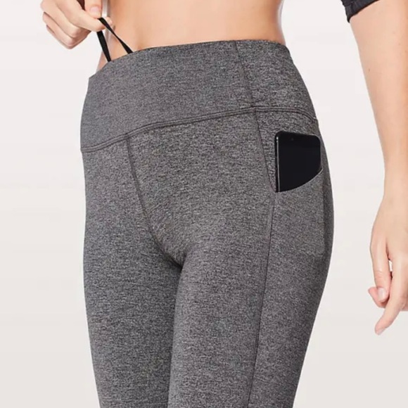 LULULEMON PACE RIVAL CROP 23”. HEATHERED GRAY/BLACK. PERFECT CONDITION. Sz6 - Picture 6 of 11